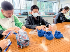 賽馬會眾心行善︰香港學校義工節 2024 — 毛巾兔製作工作坊（學生支援組、家政科合辦）
